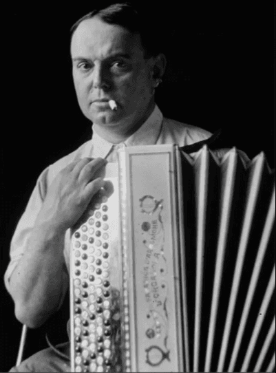Portrait de Pierre Mac Orlan